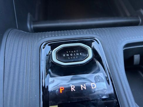 New 2026 Jeep Cherokee Limited image 17