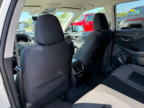 Used 2022 Subaru Outback Premium image 18