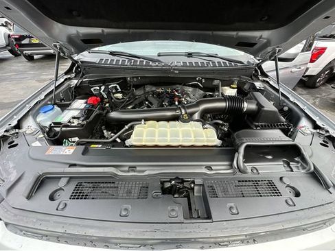 Certified 2022 Ford Expedition XLT image 39