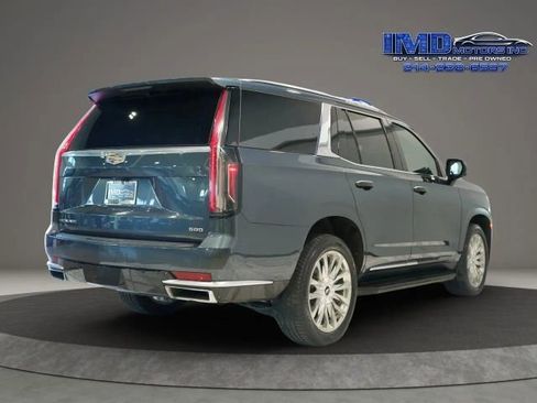 Used 2021 Cadillac Escalade Premium Luxury w/ Performance Package AWD/4WD image 14