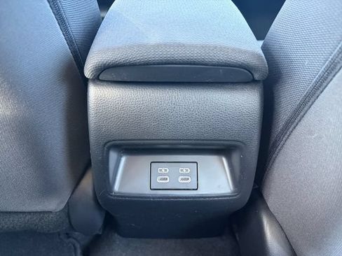 Used 2023 Toyota Corolla LE w/ Carpet Mat Package (TMS) FWD image 20