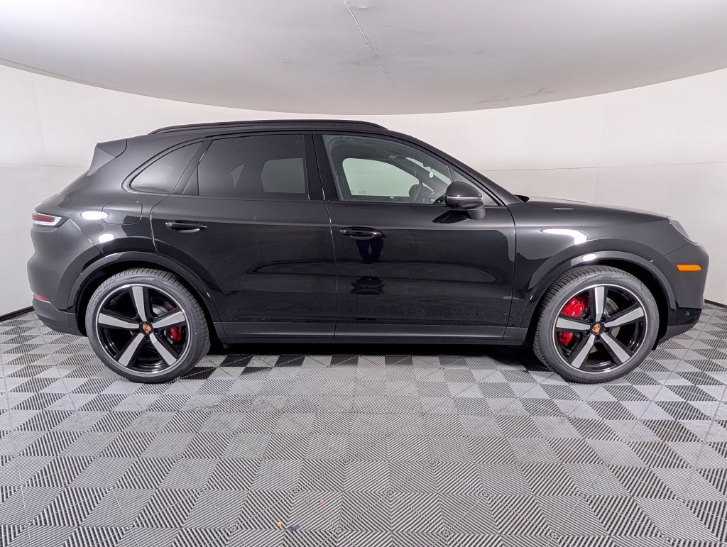 New 2026 Porsche Cayenne S AWD/4WD image 8