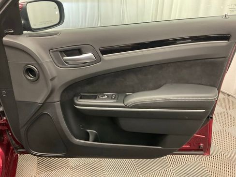 Used 2023 Chrysler 300 C RWD image 29
