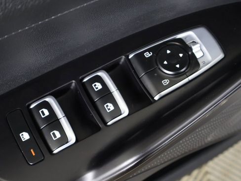 Used 2023 Kia K5 GT-Line image 39