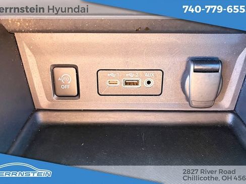 Used 2024 Nissan Sentra SV FWD image 19