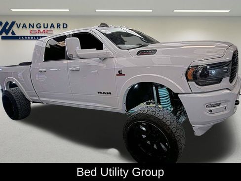 Used 2019 RAM 2500 Laramie w/ Night Edition AWD/4WD image 3
