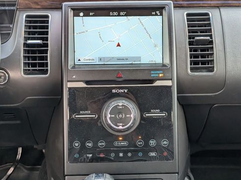 Used 2018 Ford Flex Limited FWD image 16