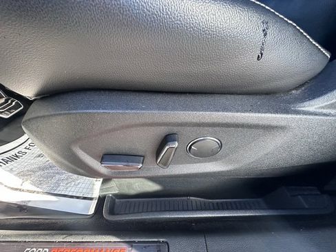 Used 2019 Ford Edge ST w/ Convenience Package image 11