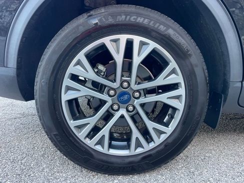 Certified 2022 Ford Escape SEL image 23