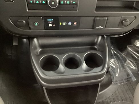 Used 2022 Chevrolet Express 2500 Extended w/ Driver Convenience Package image 35