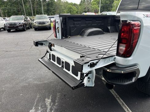 New 2026 GMC Sierra 2500 SLE w/ SLE Value Package; AWD/4WD image 55