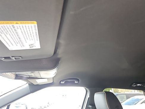 Used 2020 Chevrolet Blazer Premier w/ Driver Confidence II Package image 31