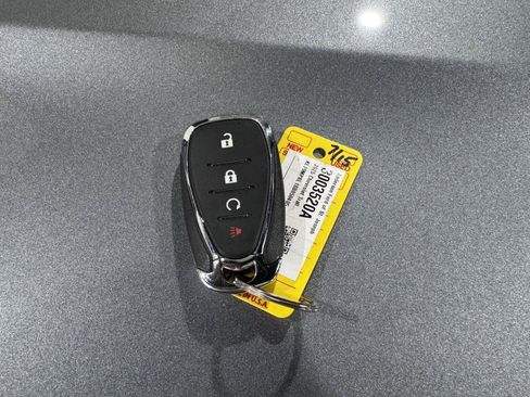 Used 2025 Chevrolet TrailBlazer LT FWD image 40