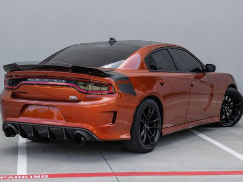 Used 2021 Dodge Charger Scat Pack w/ Daytona Edition Group RWD image 12