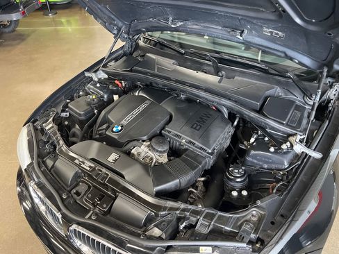 Used 2013 BMW 135i Convertible image 69