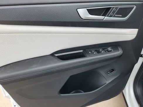 New 2026 Volkswagen Atlas Cross Sport SEL Premium R-Line image 6