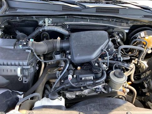 Used 2021 Toyota Tacoma SR w/ SR Convenience Package RWD image 30