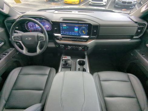 Used 2025 Chevrolet Silverado 1500 RST w/ Convenience Package II AWD/4WD image 18