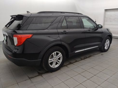 Used 2022 Ford Explorer XLT w/ Equipment Group 202A RWD image 10