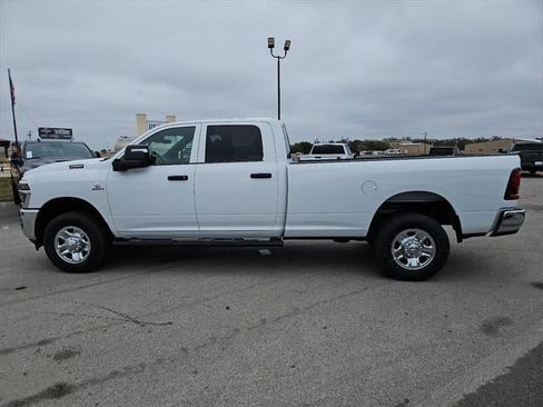 New 2026 RAM 2500 Tradesman image 32