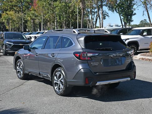 Used 2022 Subaru Outback Touring w/ Popular Package #2 image 3