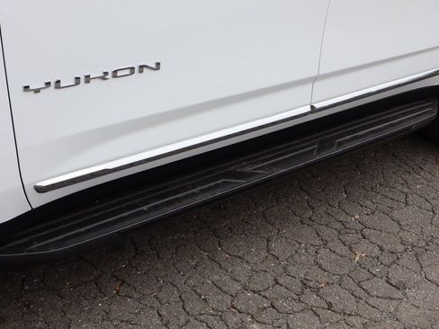 New 2026 GMC Yukon XL Elevation AWD/4WD image 8