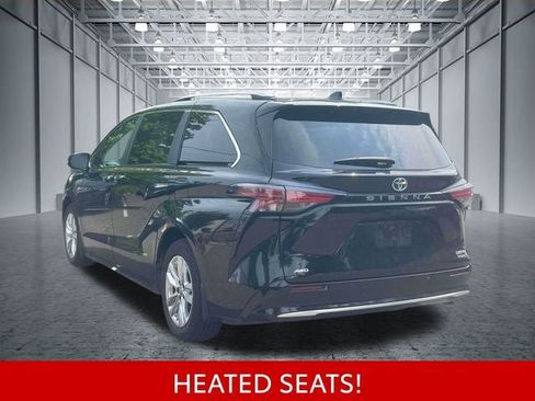 Used 2023 Toyota Sienna Limited AWD/4WD image 11