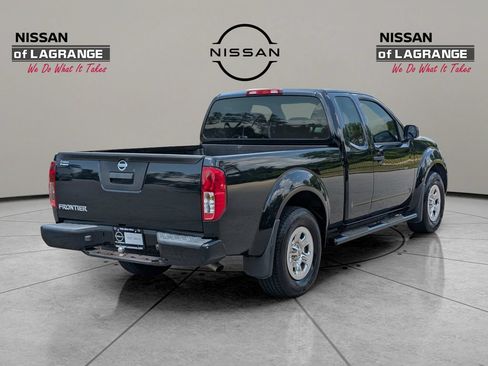 Used 2021 Nissan Frontier S RWD image 5