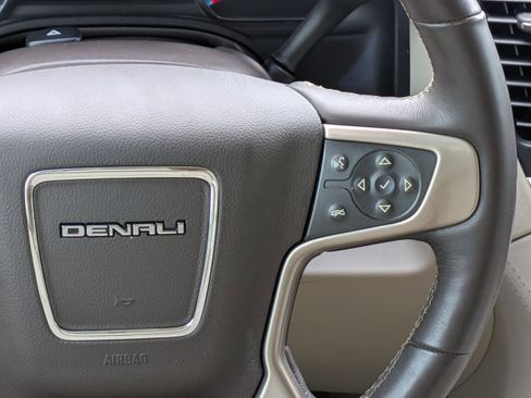 Used 2018 GMC Yukon XL Denali w/ Denali Ultimate Package RWD image 20