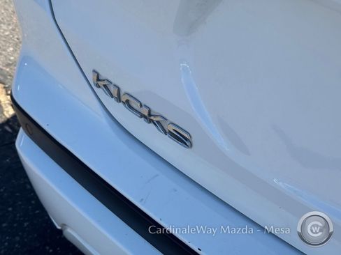 Used 2022 Nissan Kicks S FWD image 30