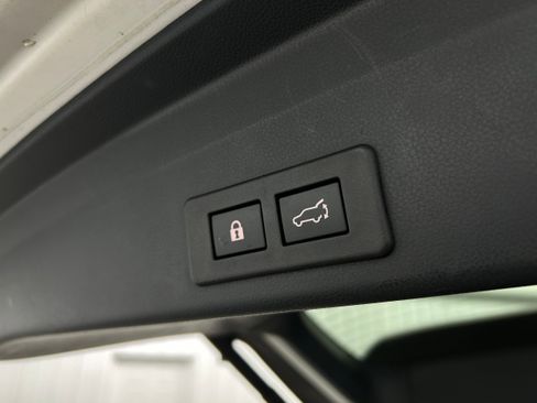 Used 2021 Subaru Ascent Limited w/ Technology Package AWD/4WD image 38