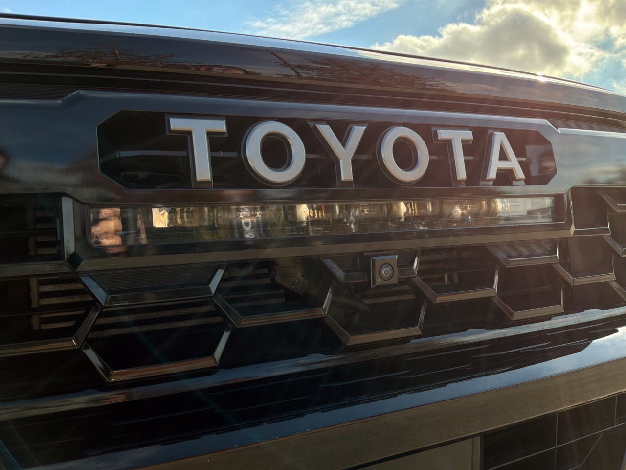 Used 2024 Toyota Tacoma TRD Pro AWD/4WD image 14