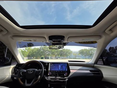 Used 2025 Lexus RX 350 Premium Plus w/ Convenience Package FWD image 20