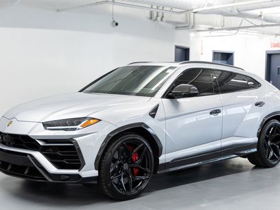 Used 2021 Lamborghini Urus