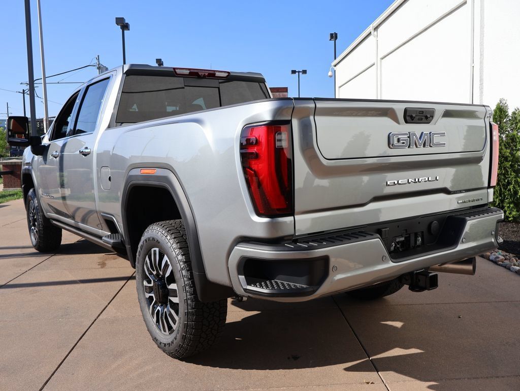New 2026 GMC Sierra 2500 Denali Ultimate w/ Max Trailering Package AWD/4WD image 4