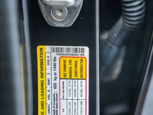 Certified 2021 Ford Explorer XLT w/ Equipment Group 202A image 43