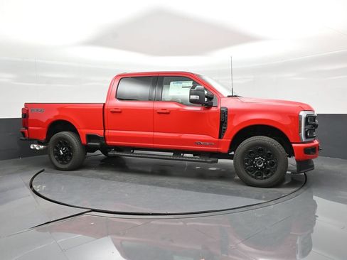 New 2026 Ford F250 Lariat w/ Black Appearance Package AWD/4WD image 12