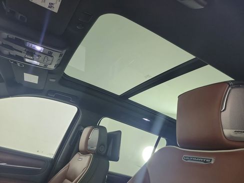 Used 2024 GMC Yukon XL Denali Ultimate image 18