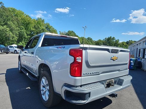 Used 2021 Chevrolet Silverado 1500 Custom AWD/4WD image 3
