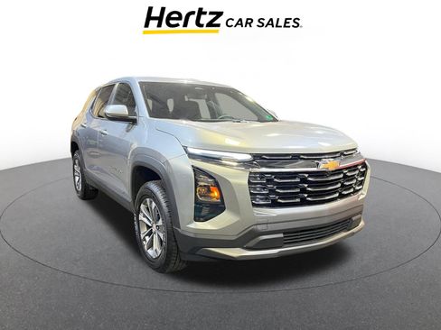 Used 2025 Chevrolet Equinox LT image 1