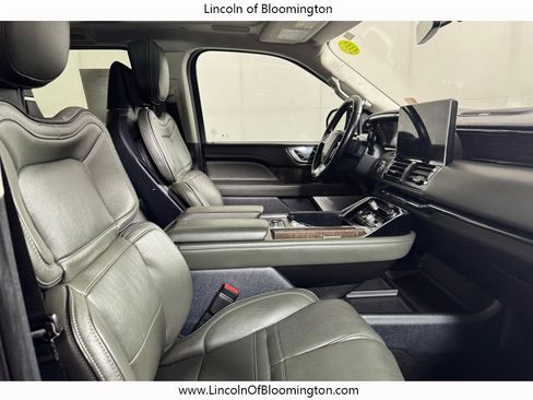 Certified 2022 Lincoln Navigator L Black Label AWD/4WD image 19