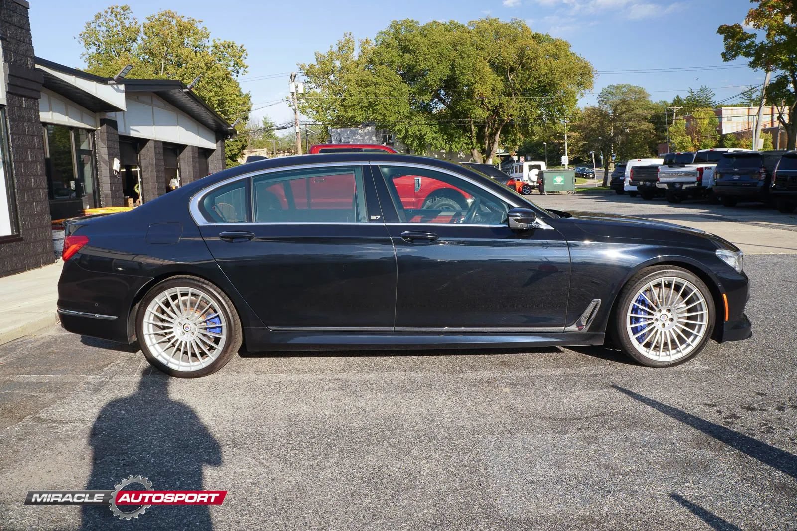 Used 2019 BMW ALPINA B7 xDrive w/ Luxury Rear Seating Package AWD/4WD image 8