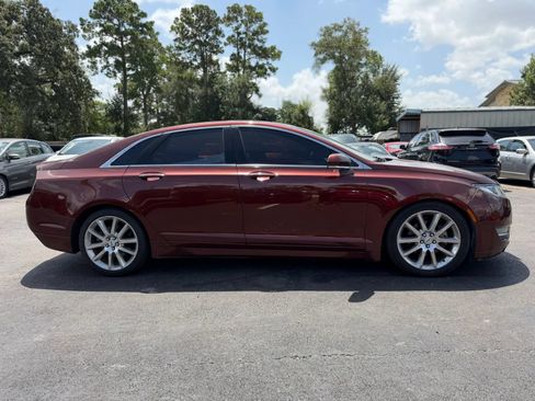 Used 2016 Lincoln MKZ w/ Equipment Group 300A Reserve FWD image 5