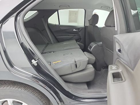 Used 2024 Chevrolet Equinox LT AWD/4WD image 44
