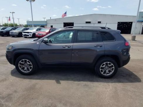 Used 2021 Jeep Cherokee Trailhawk AWD/4WD image 5