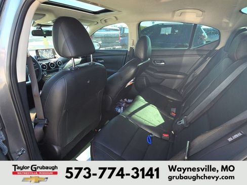 Used 2024 Nissan Sentra SR w/ SR Premium Package FWD image 13