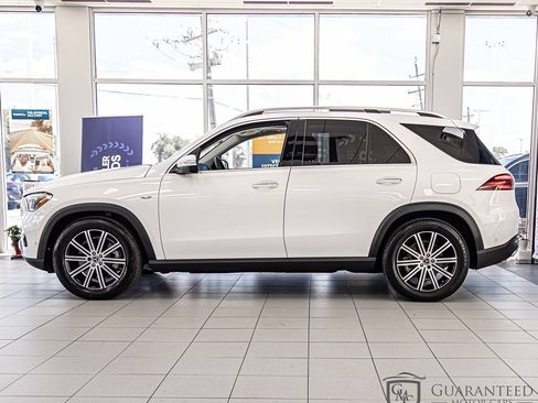Used 2025 Mercedes-Benz GLE 450e 4MATIC w/ Driver Assistance Package image 6