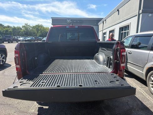 Used 2019 RAM 1500 Laramie w/ Sport Appearance Package AWD/4WD image 5
