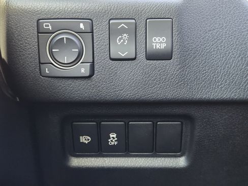 Used 2017 Lexus GX 460 Premium AWD/4WD image 30
