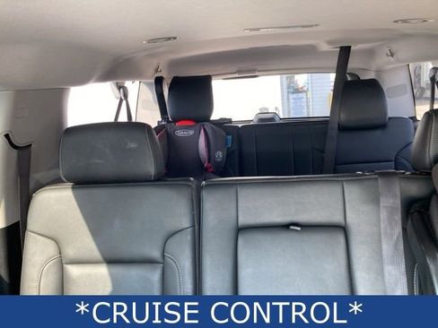 Used 2019 Chevrolet Suburban LT image 13